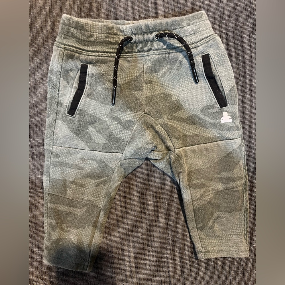 Gap Fit Camo Pants 12-18 Months